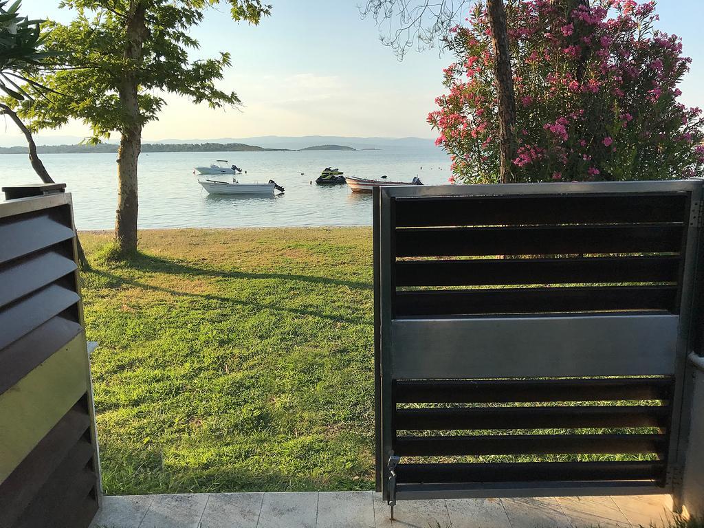 Samaya Beach House Vourvourou Eksteriør billede