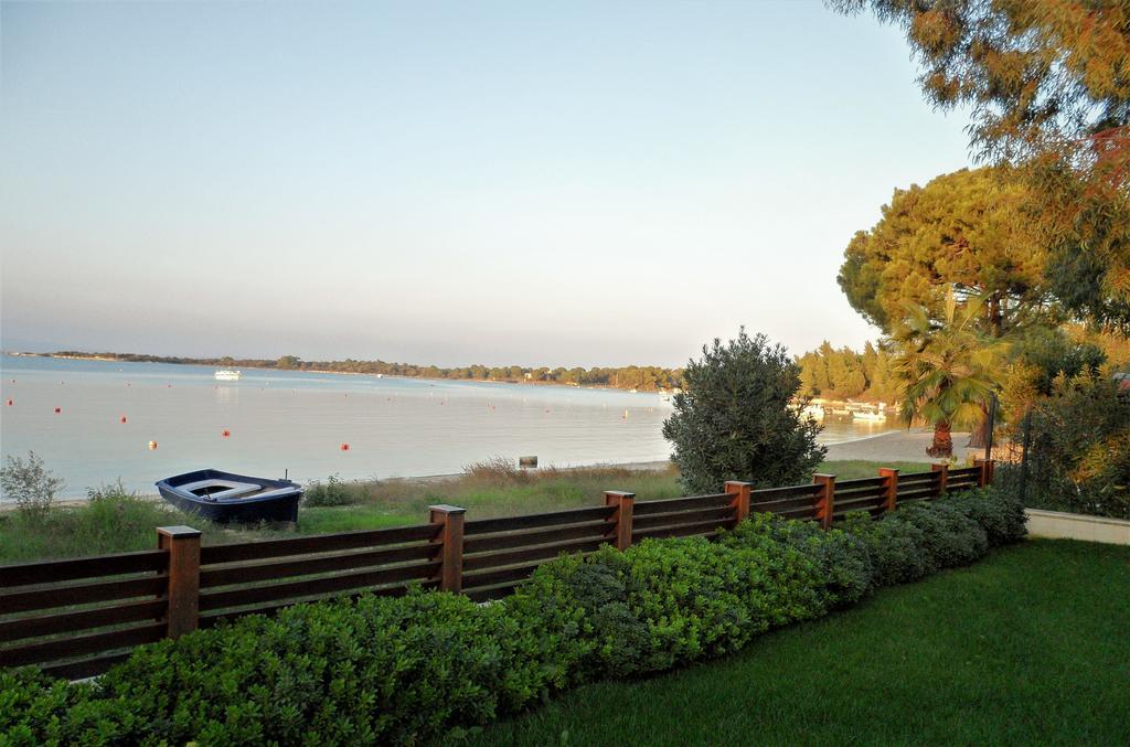 Samaya Beach House Vourvourou Eksteriør billede